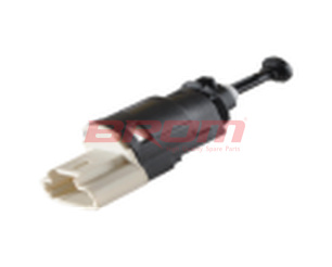 FREN%20PEDAL%20MÜŞÜRÜ%204%20FİŞ%20RN17004%20CLIO%20III%20IV%20DUSTER%2017-%20LOGAN%2010-