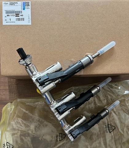 ENJEKTÖR%20RAMPASI%20+%203%20AD.%20ENJEKTÖR%201.2%20PURETECH%20CORSA%20F%20COMBO%20208%20308%203008%20PARTNR