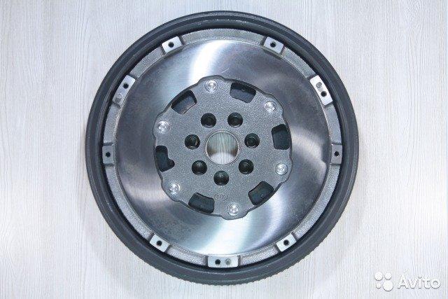 MAİS-123108982R Volant Renault Megane IV