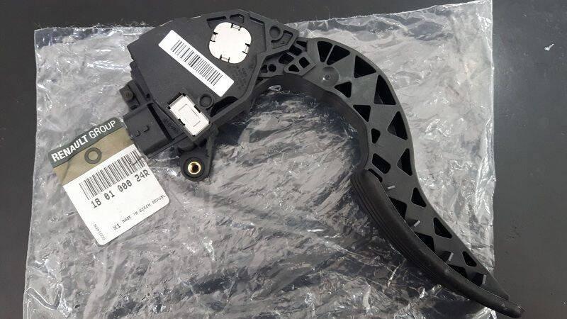 MAİS-180100024R Gaz Pedalı Renault Megane III