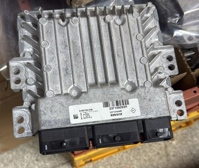 OEM-237105093R Motor Kontrol Ünitesi