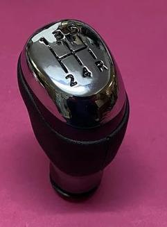 OEM-328657531R Vites Topuzu Dacia Sandero II