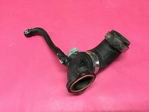 OEM-8200715610 Turbo Basınç Borusu Renault Clio