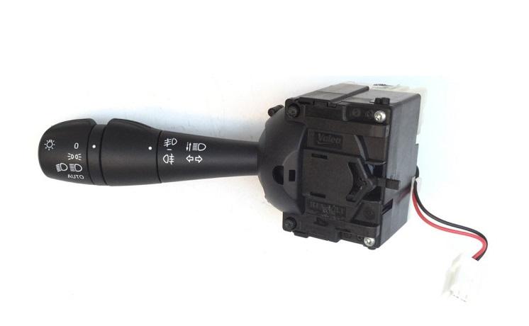 OEM-8201167992 Far ve Sinyal Kumanda Kolu