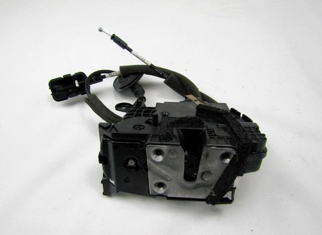 OEM-825002104R Arka Sağ Elektrikli Kapı Kilidi